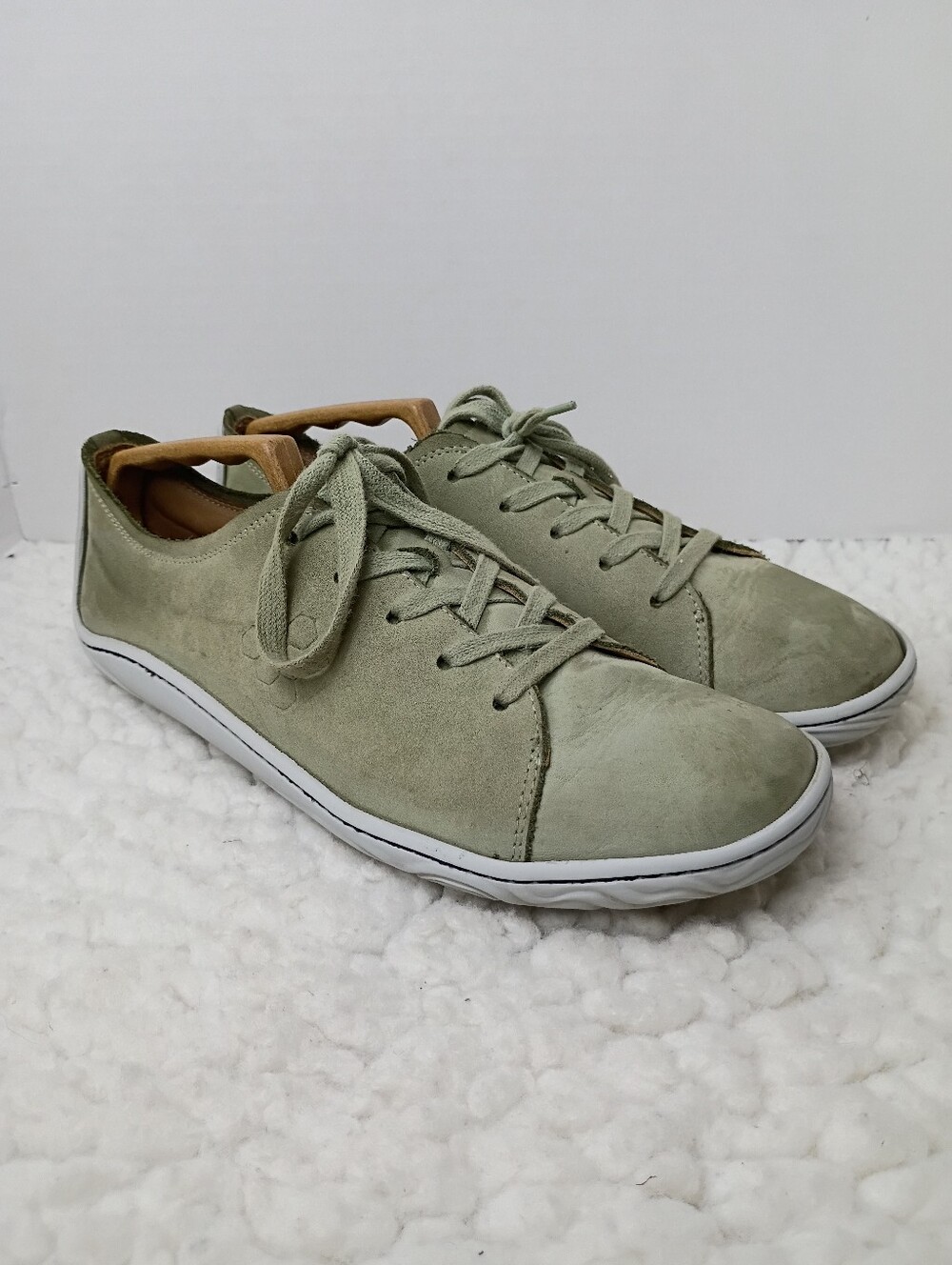 Vivobarefoot x Lewa Wildlife Conservancy Womens Barefoot Sneakers Green EU 41